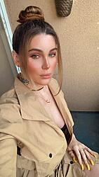 Click image for larger version. 

Name:	face 1 Trace Lysette twitter ErfihGsVkAQtM3t.jpeg 
Views:	39 
Size:	288.9 KB 
ID:	1485862