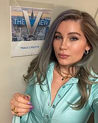 Click image for larger version. 

Name:	face 1 Trace Lysette twitter FwW-uVUWAAAkmD9.jpeg 
Views:	30 
Size:	373.5 KB 
ID:	1485865