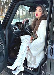 Click image for larger version. 

Name:	boots 1 Sophia Rauss tumblr_48f8006adccaa4198be0f41af38f4322_93bf0feb_1280.jpg 
Views:	138 
Size:	233.1 KB 
ID:	1486936