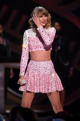 Click image for larger version. 

Name:	Taylor (17).jpg 
Views:	9 
Size:	209.3 KB 
ID:	1489991