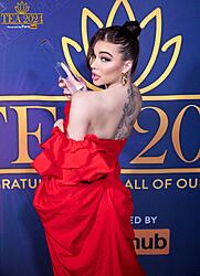 Click image for larger version. 

Name:	dress 1 Emma Rose twitter GJN28p4bEAAsHPN.jpeg 
Views:	36 
Size:	654.7 KB 
ID:	1494926