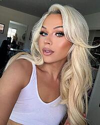 Click image for larger version. 

Name:	Farrah M. 5aaa.jpg 
Views:	11 
Size:	227.7 KB 
ID:	1495080