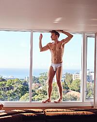 Click image for larger version. 

Name:	Courtney 1a.jpg 
Views:	3 
Size:	160.9 KB 
ID:	1495352