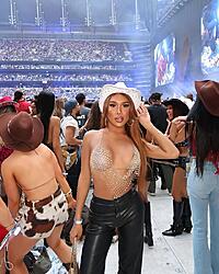Click image for larger version. 

Name:	ririfrondozo.jpg 
Views:	9 
Size:	97.5 KB 
ID:	1495472
