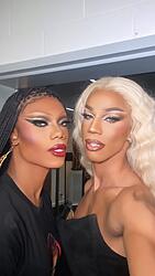 Click image for larger version. 

Name:	Hollywould Star and Naomi Smalls.jpg 
Views:	3 
Size:	358.8 KB 
ID:	1496555