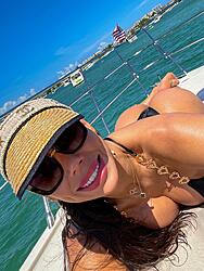 Click image for larger version. 

Name:	bik 1 Rafaella twitter FaI-vupWAAMqxPE.jpg 
Views:	11 
Size:	542.8 KB 
ID:	1496673