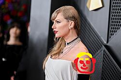 Click image for larger version. 

Name:	TS in black too 7aa - Copy (2).jpeg 
Views:	1 
Size:	224.6 KB 
ID:	1496978