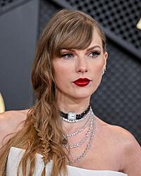 Click image for larger version. 

Name:	TS in black too 4.jpeg 
Views:	1 
Size:	240.3 KB 
ID:	1496980