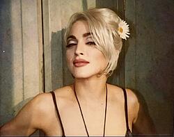 Click image for larger version. 

Name:	Madonna 1aaaa.jpg 
Views:	9 
Size:	116.7 KB 
ID:	1498051