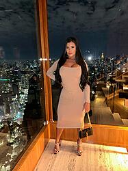 Click image for larger version. 

Name:	dress 1 Larsa Kemylli twitter F2FB9RNWcAATKHF.jpeg 
Views:	35 
Size:	389.2 KB 
ID:	1498708