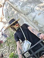 Click image for larger version. 

Name:	dress 1 Sabrina Prezotte twitter F1N_AY8XgAAsMM9.jpeg 
Views:	15 
Size:	236.5 KB 
ID:	1498979