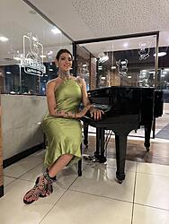 Click image for larger version. 

Name:	dress 1 Sabrina Prezotte twitter F8WoqqVXQAAgvM0.jpeg 
Views:	29 
Size:	378.4 KB 
ID:	1498980