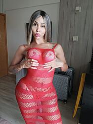 Click image for larger version. 

Name:	large 1 Agatha Ferraz twitter GH7mFl-WgAA5Cb8.jpg 
Views:	32 
Size:	152.8 KB 
ID:	1499006