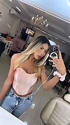 Click image for larger version. 

Name:	jeans 1 Stefany Angel clubdasgarotas.com.br 2024031113562947-9.jpg 
Views:	37 
Size:	48.2 KB 
ID:	1499020