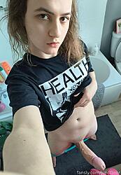 Click image for larger version. 

Name:	146c9429482472dfd47f430167bb70a8366caf3136d2abfdde685ec26f6c37c7.jpg 
Views:	113 
Size:	44.1 KB 
ID:	1499759