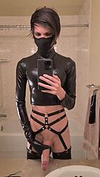 Click image for larger version. 

Name:	Mel (50).jpg 
Views:	12 
Size:	29.8 KB 
ID:	1505627