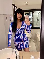 Click image for larger version. 

Name:	dress 1 Melinda twitter EYmV3izUYAAcFIZ.jpg 
Views:	28 
Size:	239.0 KB 
ID:	1506630
