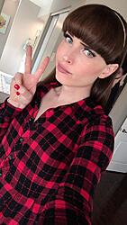 Click image for larger version. 

Name:	Natalie M. 2.jpg 
Views:	20 
Size:	122.0 KB 
ID:	1507082