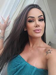 Click image for larger version.&nbsp;

Name:	face 1 Kalena Rios twitter FJAf31RXMAMu_2h.jpeg&nbsp;
Views:	41&nbsp;
Size:	291.7 KB&nbsp;
ID:	1510706