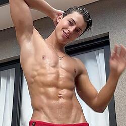 Click image for larger version.&nbsp;

Name:	Bella Longuinho 8a.jpg&nbsp;
Views:	70&nbsp;
Size:	61.7 KB&nbsp;
ID:	1510734