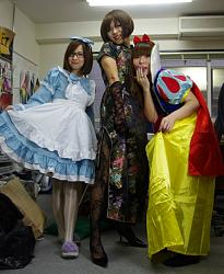 Click image for larger version. 

Name:	cosplay-at-work13.jpeg 
Views:	1654 
Size:	170.0 KB 
ID:	752000