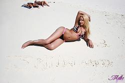 Click image for larger version. 

Name:	beach.jpg 
Views:	331 
Size:	225.0 KB 
ID:	842943