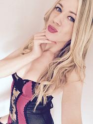 Click image for larger version. 

Name:	Karla3.jpg 
Views:	169 
Size:	136.2 KB 
ID:	860878