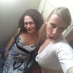 Click image for larger version. 

Name:	selfieredvex.jpg 
Views:	144 
Size:	85.7 KB 
ID:	871470
