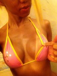 Click image for larger version. 

Name:	Shemale-Miran-shows-her-tan-lines-5.jpg 
Views:	98 
Size:	29.8 KB 
ID:	872887