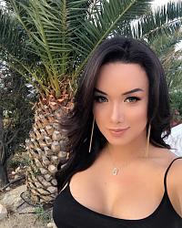 Click image for larger version. 

Name:	pic Bianka Nascimento juenejolie tumblr_ofnndhpmHm1qkc7w5o1_540.jpg 
Views:	145 
Size:	144.5 KB 
ID:	977966