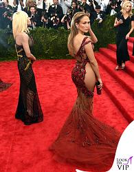 Click image for larger version. 

Name:	JenniferLopez_MetGala-2015.jpg 
Views:	109 
Size:	310.9 KB 
ID:	839320