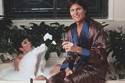 Click image for larger version. 

Name:	MAIN-Kris-and-Bruce-Jenner.jpg 
Views:	77 
Size:	44.9 KB 
ID:	1072350