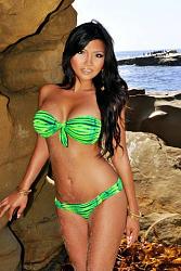 Click image for larger version. 

Name:	green_bkini__.jpg 
Views:	1050 
Size:	29.6 KB 
ID:	499009