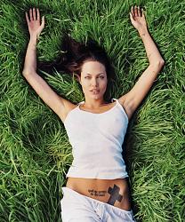 Click image for larger version. 

Name:	AngelinaJolie1998People5.jpg 
Views:	105 
Size:	369.2 KB 
ID:	1008593